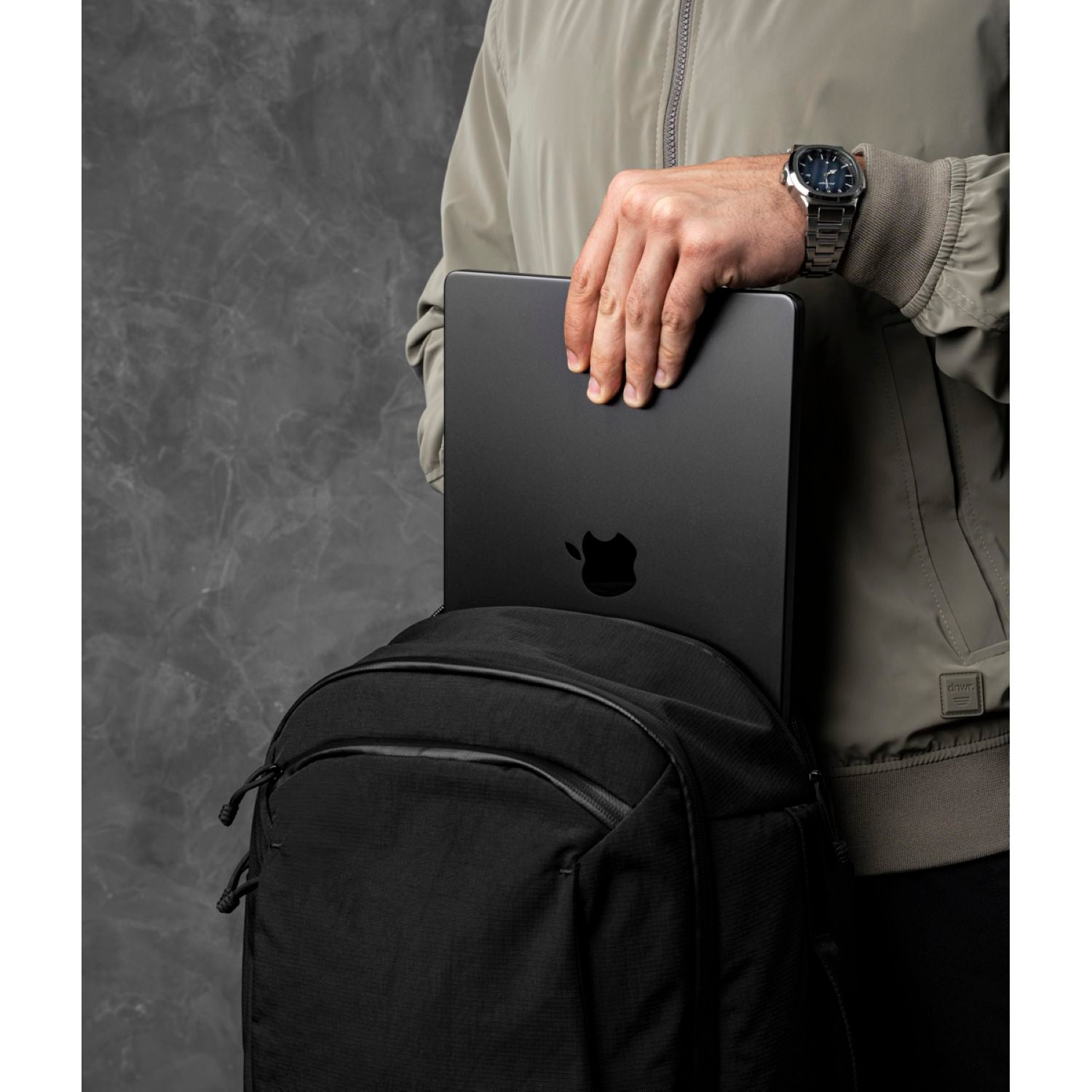 [PRE-ORDER] ALPAKA Traverse Backpack 30L