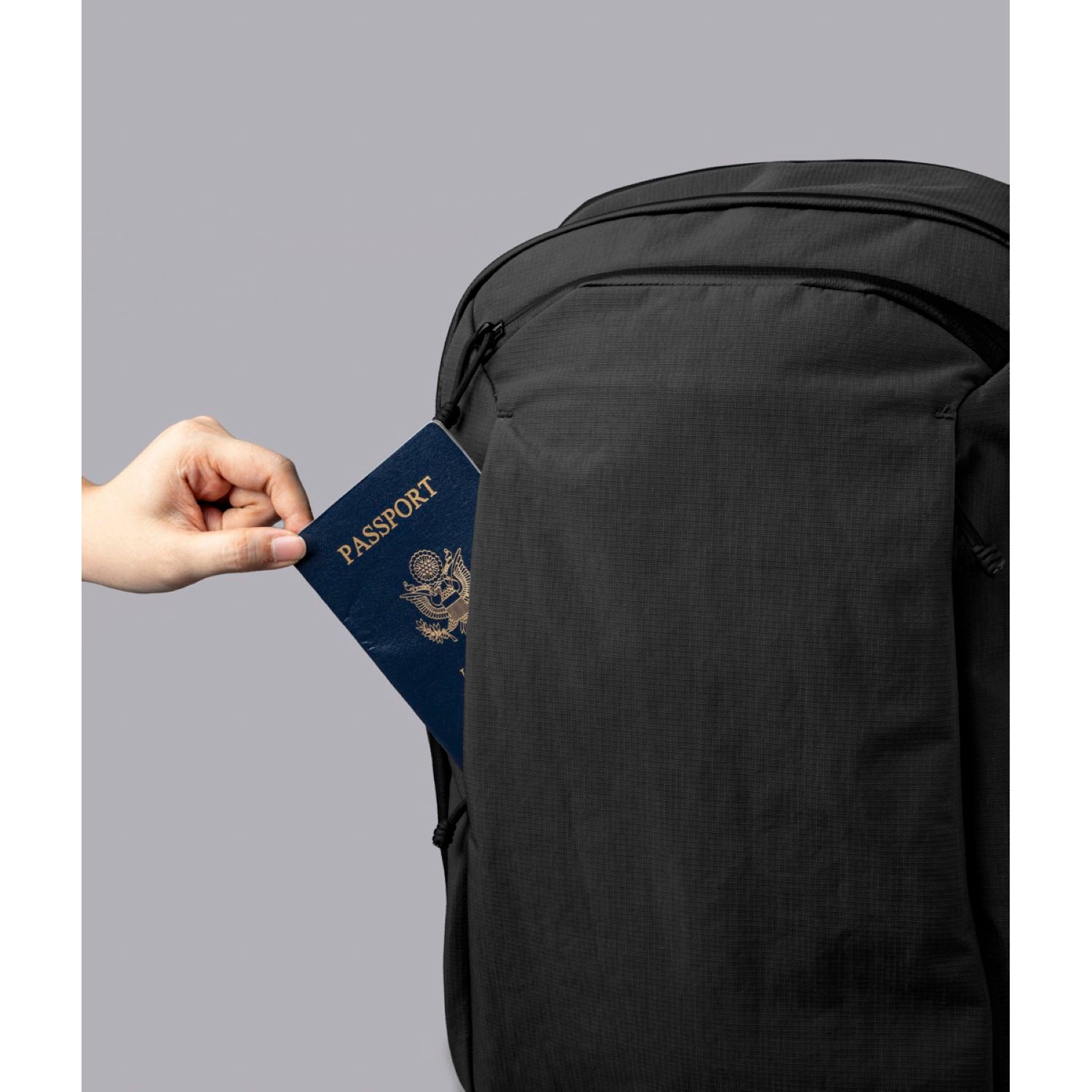 [PRE-ORDER] ALPAKA Traverse Backpack 30L