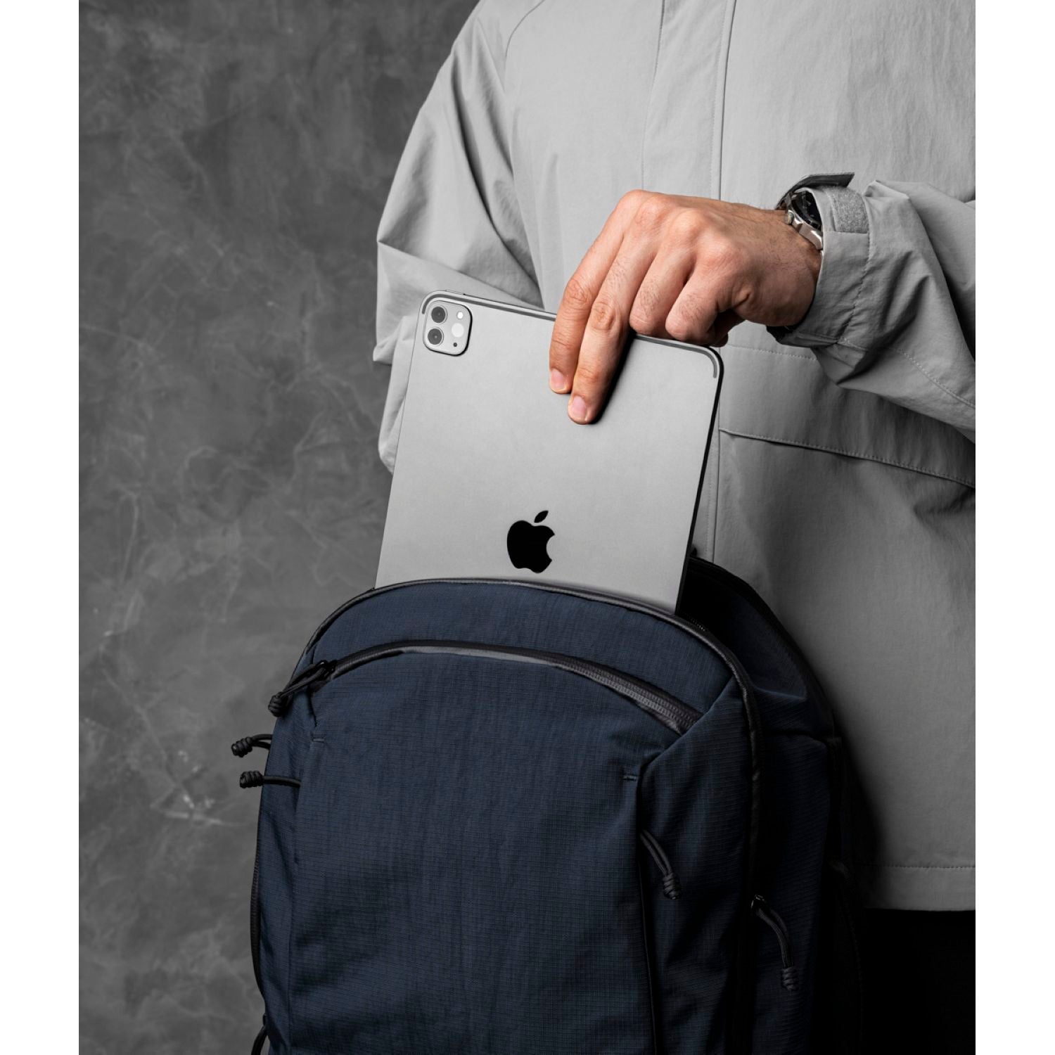 [PRE-ORDER] ALPAKA Traverse Backpack 30L