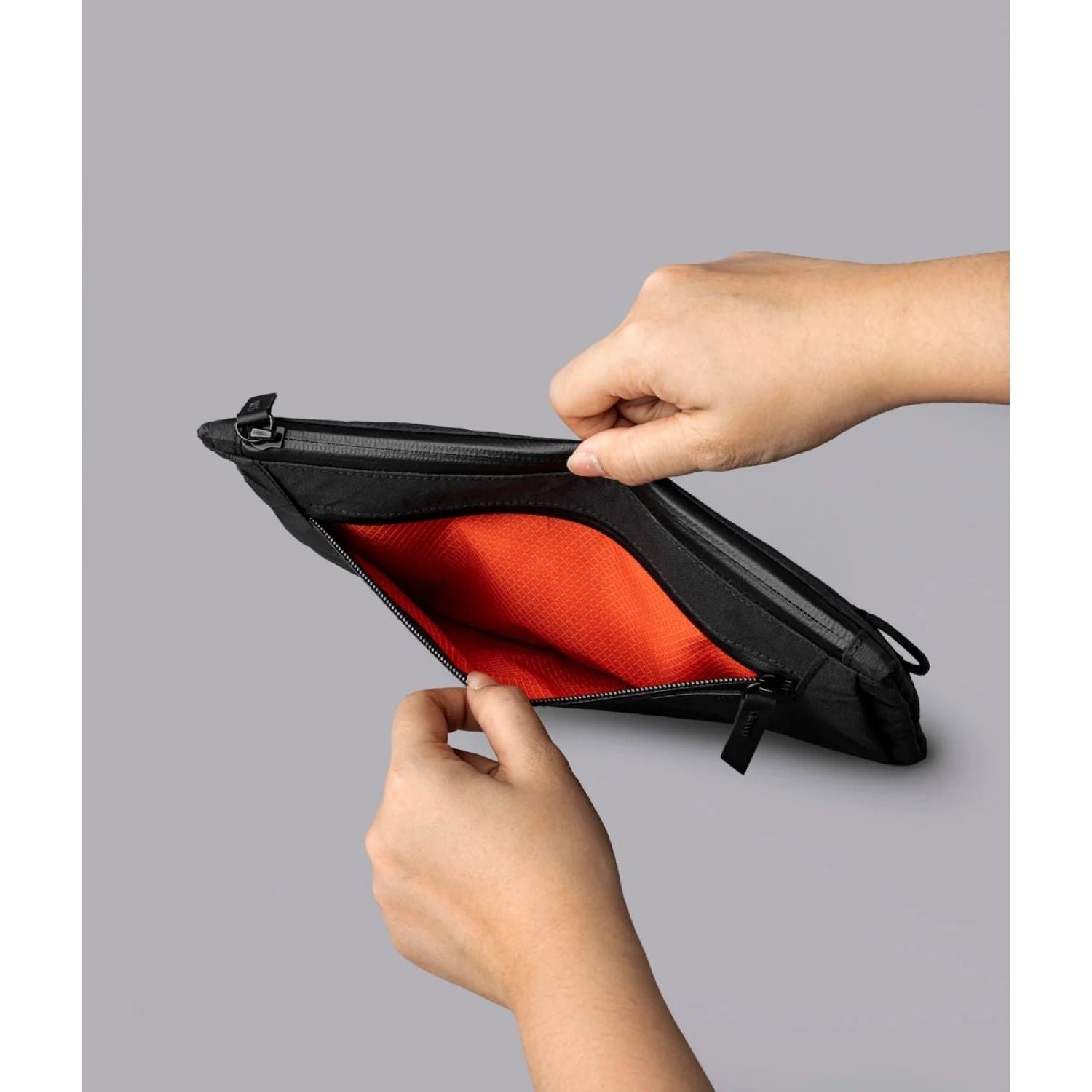 ALPAKA Zip Pouch Max V2