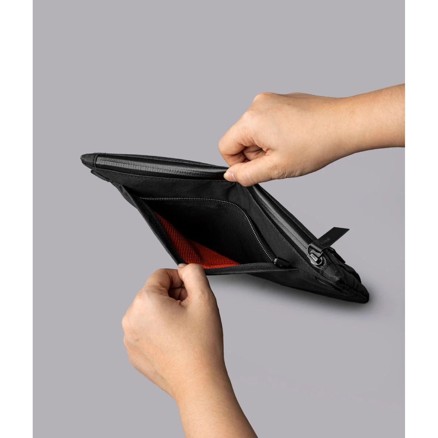 ALPAKA Zip Pouch Max V2