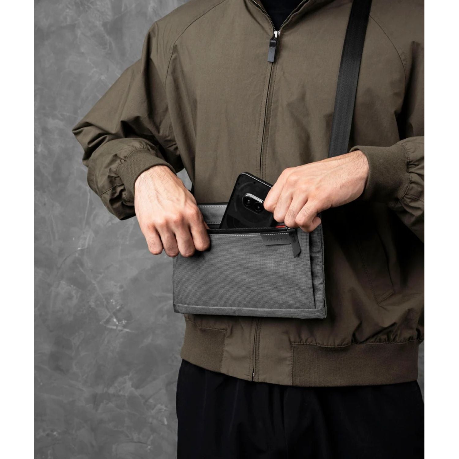 ALPAKA Zip Pouch Max V2