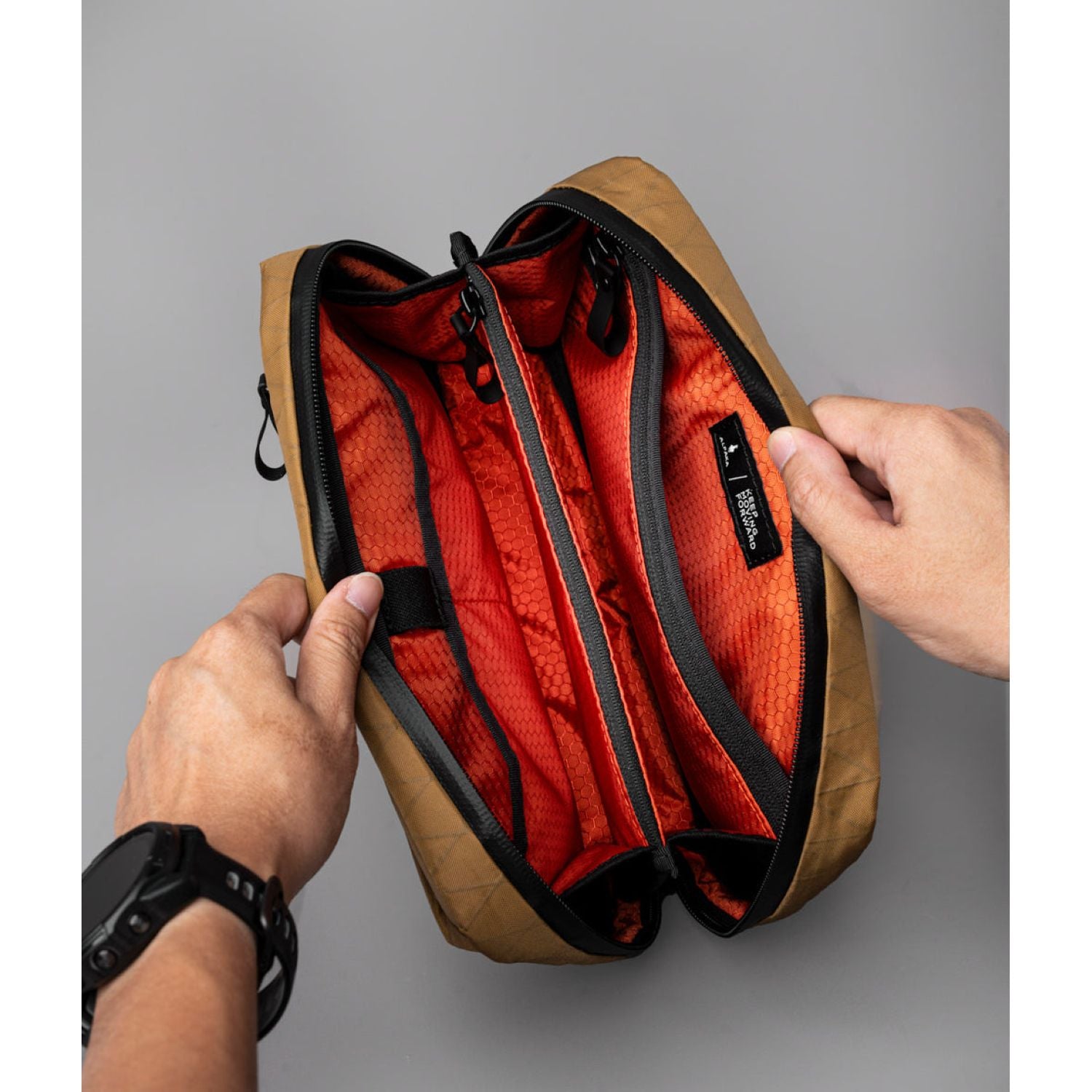 ALPAKA Elements Tech Case Sling | Alpaka Elements Tech Case Sling, Alpaka Pouches, Alpaka Slings, Bags, Electronics Cases, For Him, Gifts & Lifestyle, Pouches, Pouches & Crossbody Bags, Sling Bags, Tech Accessories, Travel Accessories | Alpaka-51