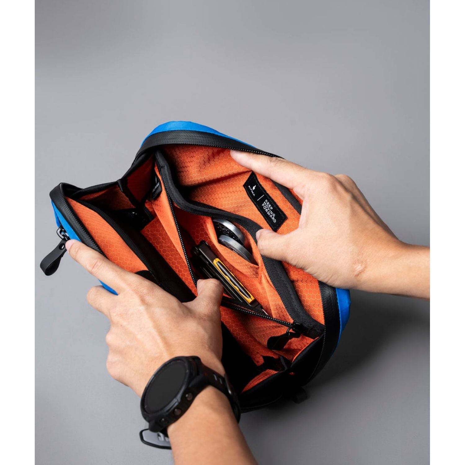 ALPAKA Elements Tech Case Mini (SA)