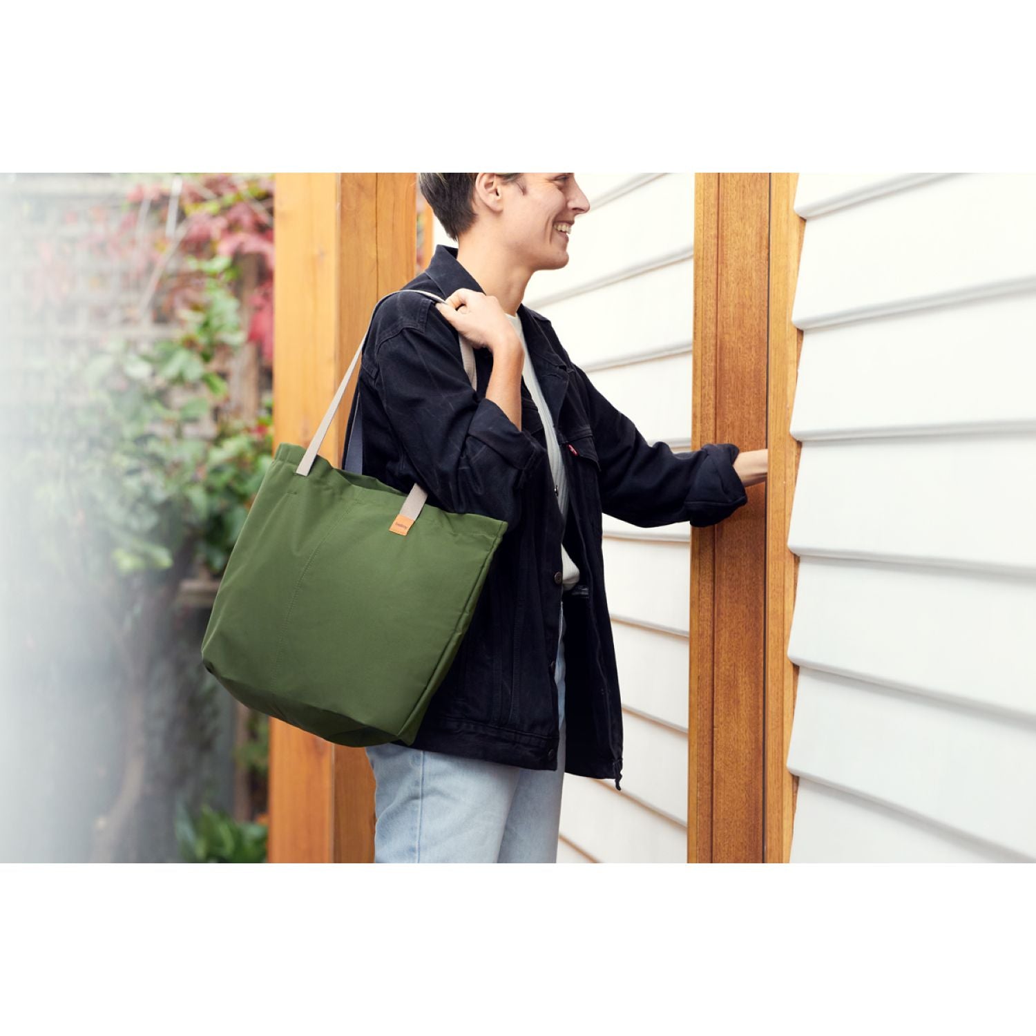 Bellroy Market Tote