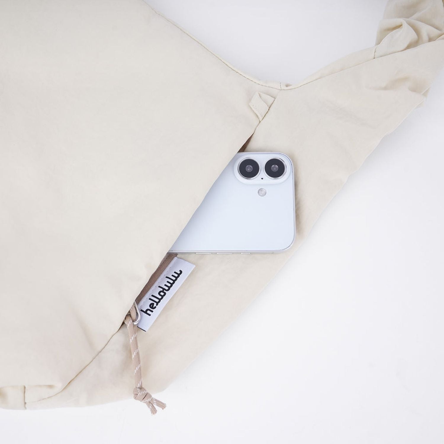 Hellolulu Elan Day Off Bucket Shoulder Bag