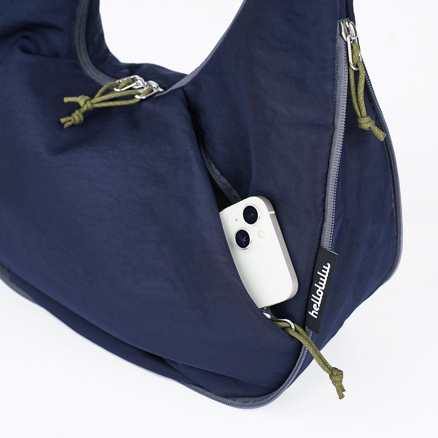Hellolulu Zion Expandable Hobo Bag (SA)