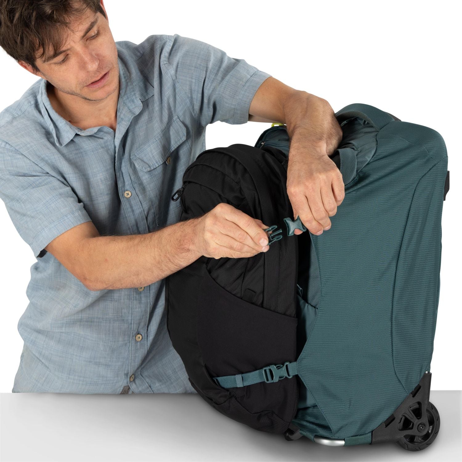 Osprey Farpoint 36 Wheeled Travel Pack O/S