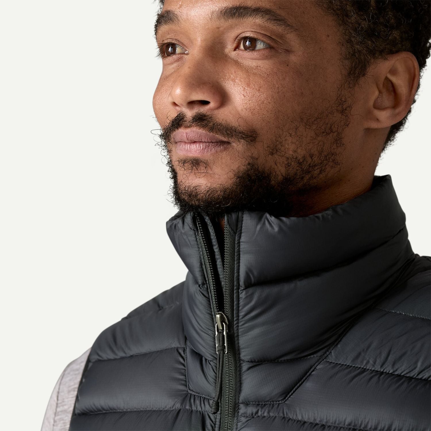 Patagonia Men's Down Sweater™ Vest (Black)