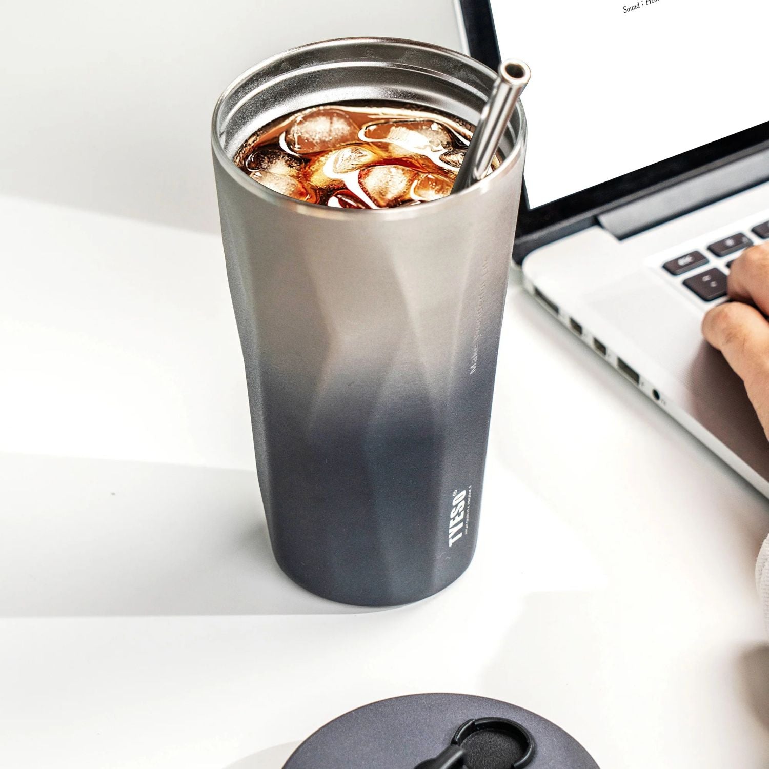 Tyeso Flaire Retractable Straw S/S Vacuum Insulated Tumbler 600ml