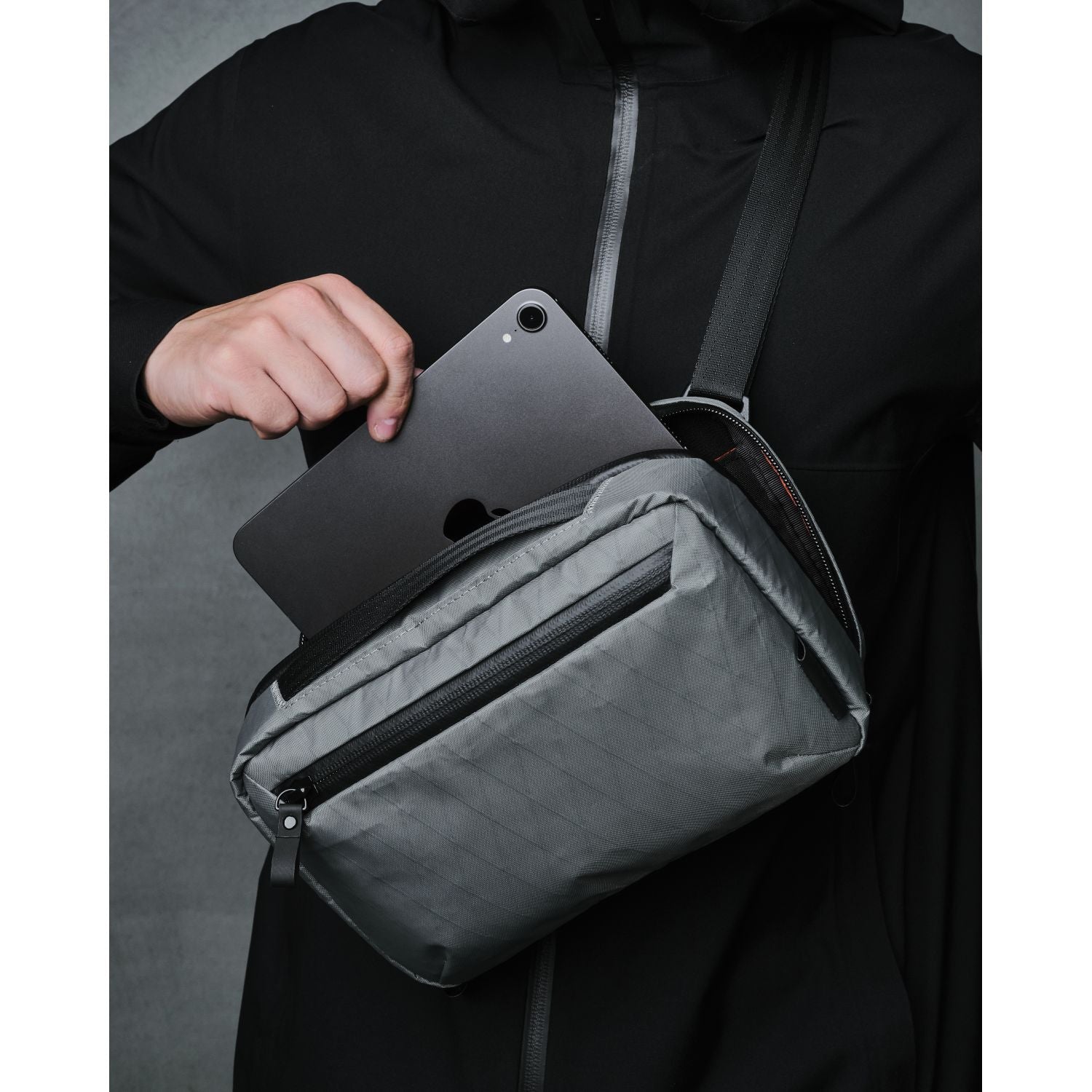 ALPAKA Elements Tech Case Sling Max | Alpaka Elements Tech Case Sling, Alpaka Pouches, Alpaka Slings, Bags, Electronics Cases, For Him, Gifts & Lifestyle, Pouches, Pouches & Crossbody Bags, Sling Bags, Tech Accessories, Travel Accessories | Alpaka-22