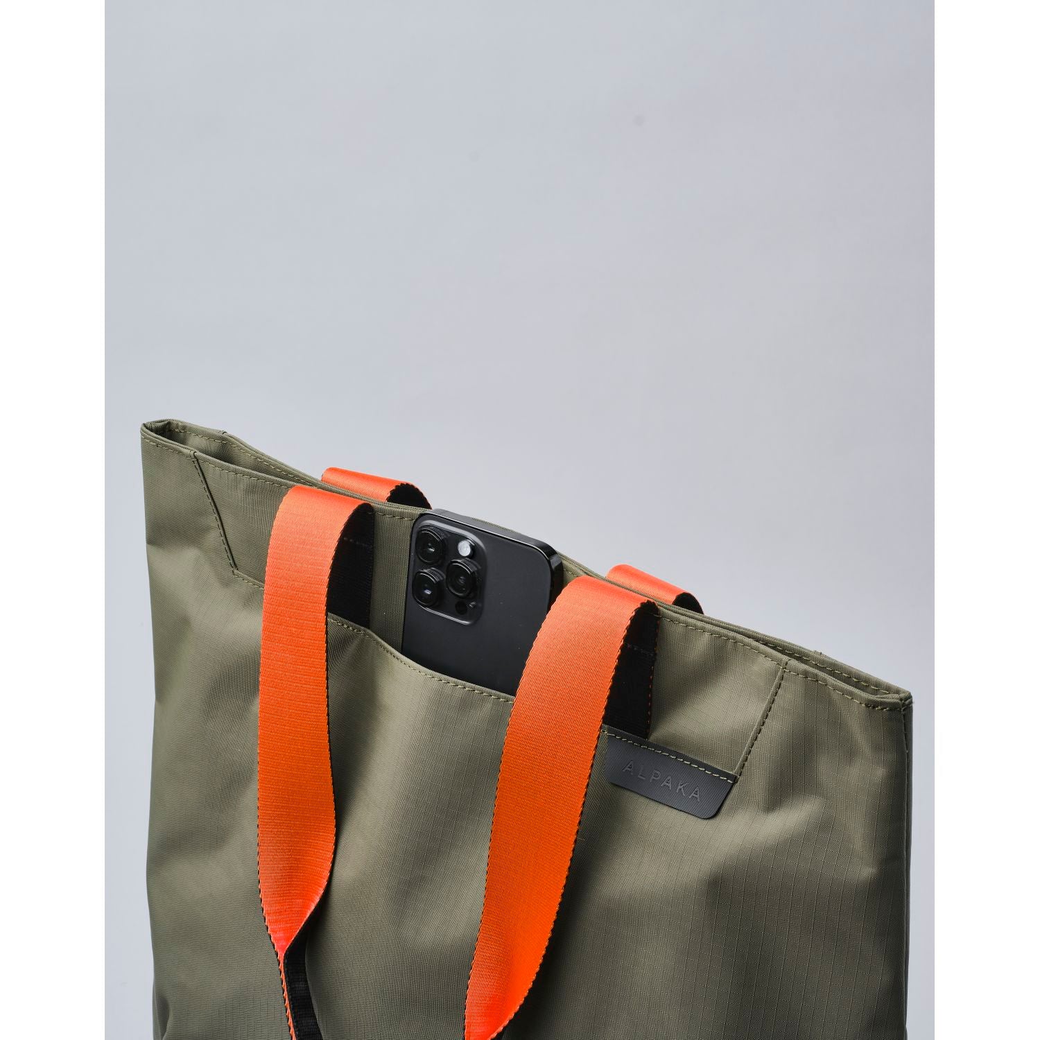 ALPAKA Elements Tote Bag | Alpaka Totes, Bags, Shoulder Bags, Tote Bags, Travel Accessories | Alpaka-10