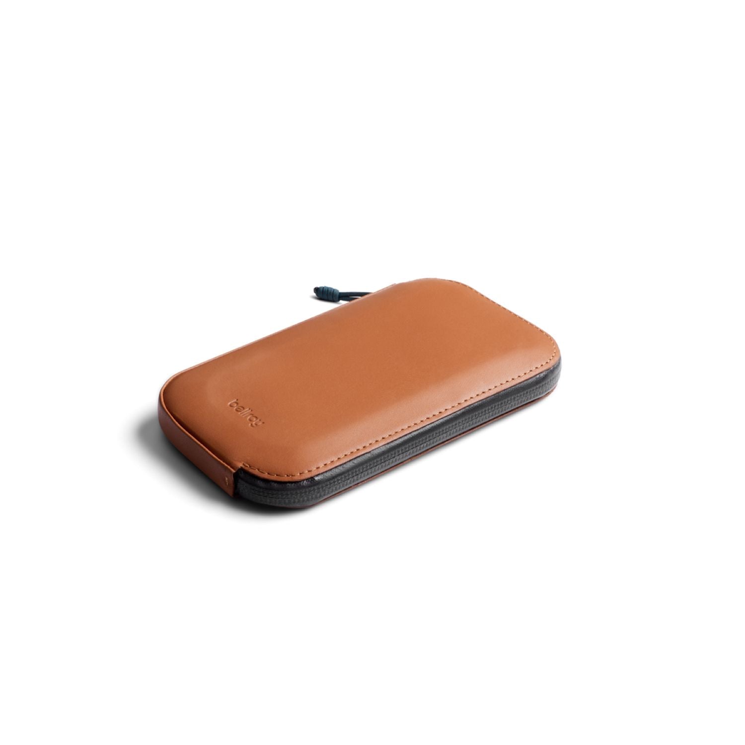 bellroy-all-conditions-phone-pocket-leather-bronze-1