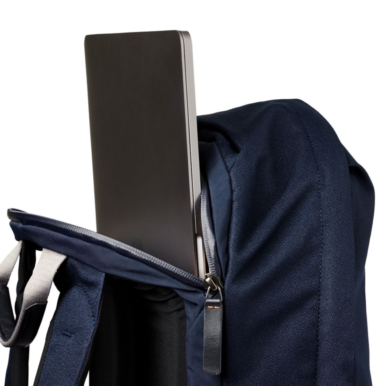 Bellroy Classic Backpack Plus (Second Edition) | Bags, Bags for Men, Bags for Women, Bellroy Backpacks, Bellroy Bags, Flash30, Laptop Backpacks, School Bags, school20, Travel Backpacks, Work Collection | Bellroy-25