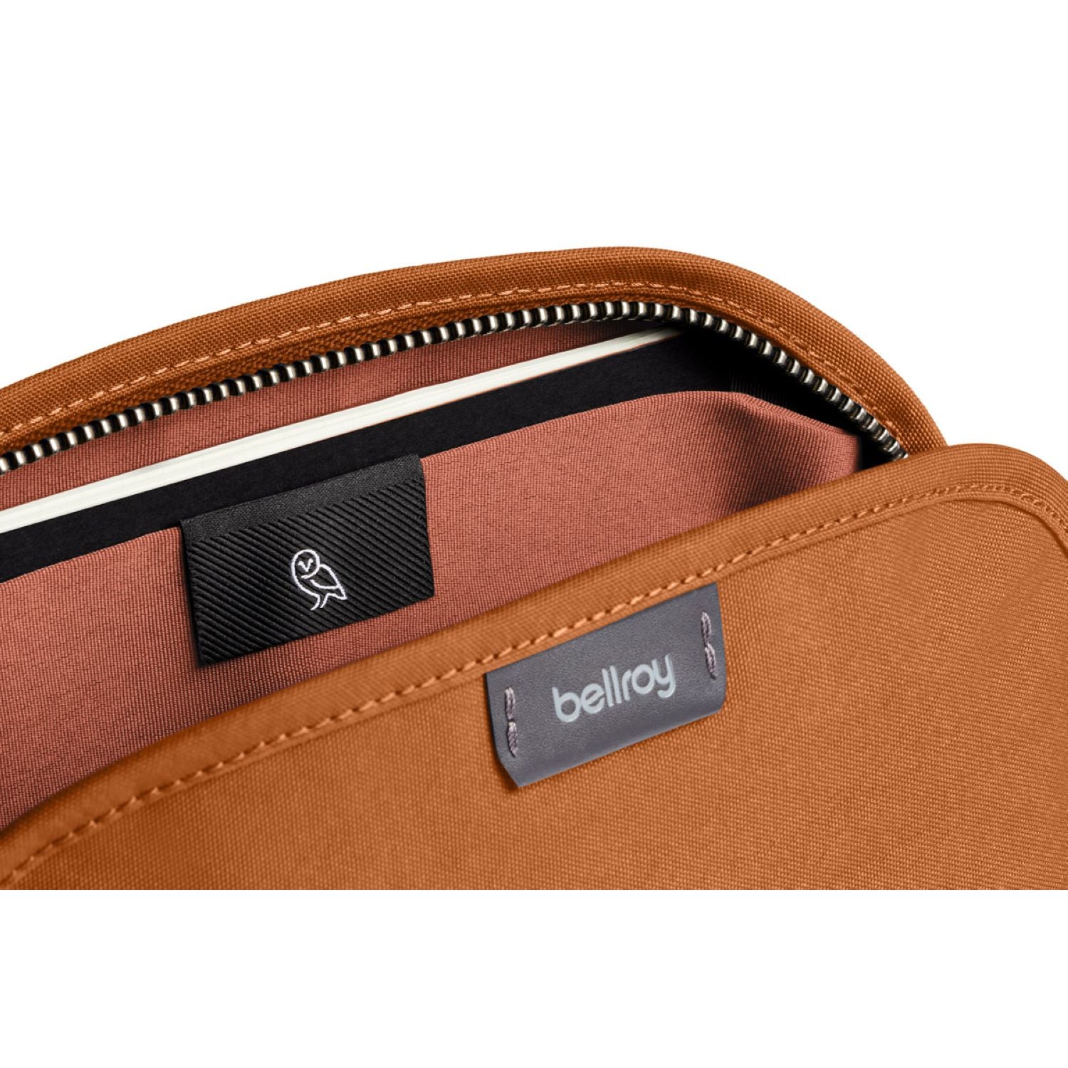 Bellroy Classic Pouch | Bags, Bags For Men, Bellroy Accessories, Pouches, Pouches & Crossbody Bags, Tech Collection, Travel Accessories | Bellroy-6