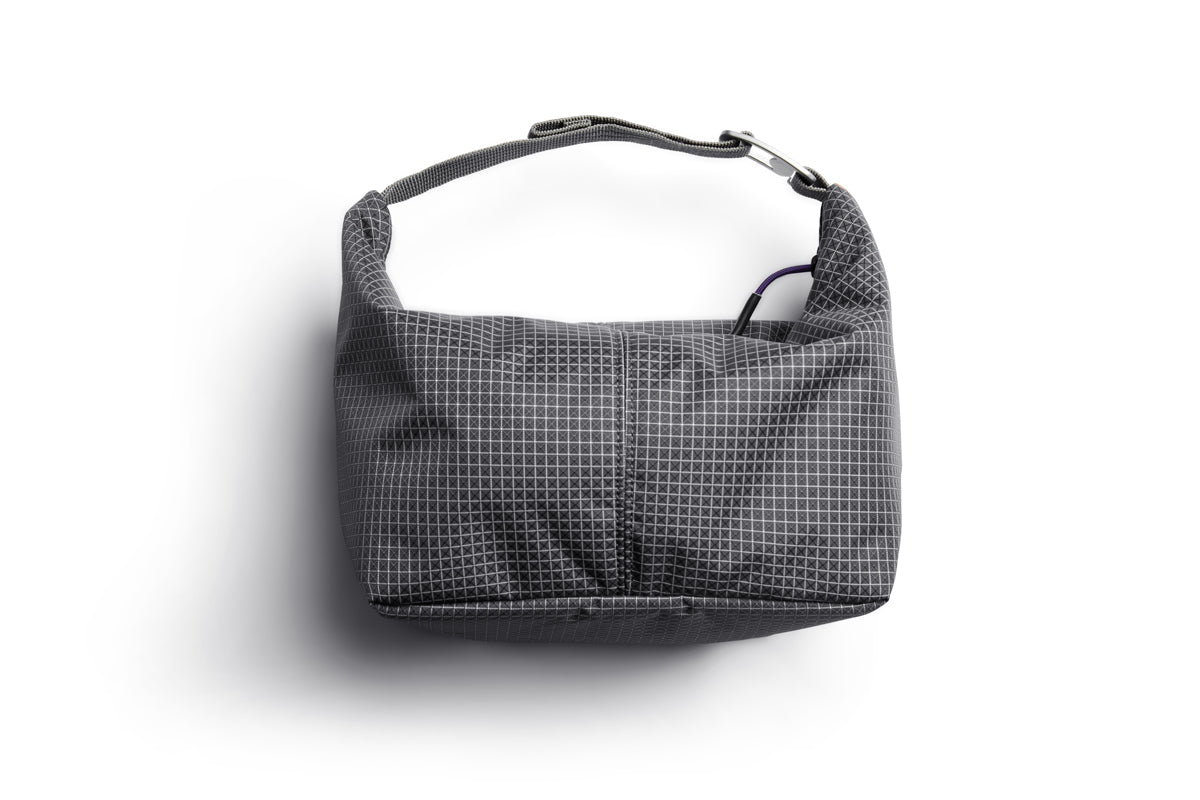 Bellroy Cooler Caddy | Bellroy Accessories, Bellroy Bags, Lunch Bags, school20, Small Bags, Travel Accessories, Travel Necessities | Bellroy-10