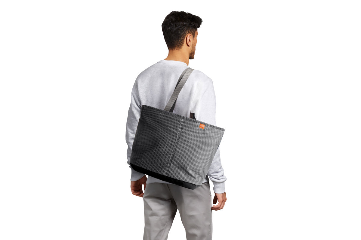 bellroy-cooler-tote-arcadegrey-12