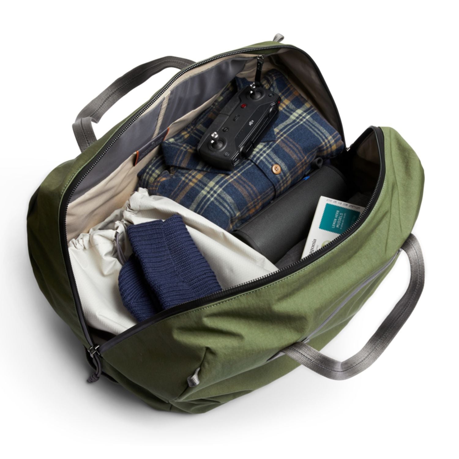 Bellroy Venture Duffel 40L | Bags, Bags for Men, Bags for Women, Bellroy Bags, Bellroy Duffels, Flash30, Travel Duffel Bags, Work Collection | Bellroy-30