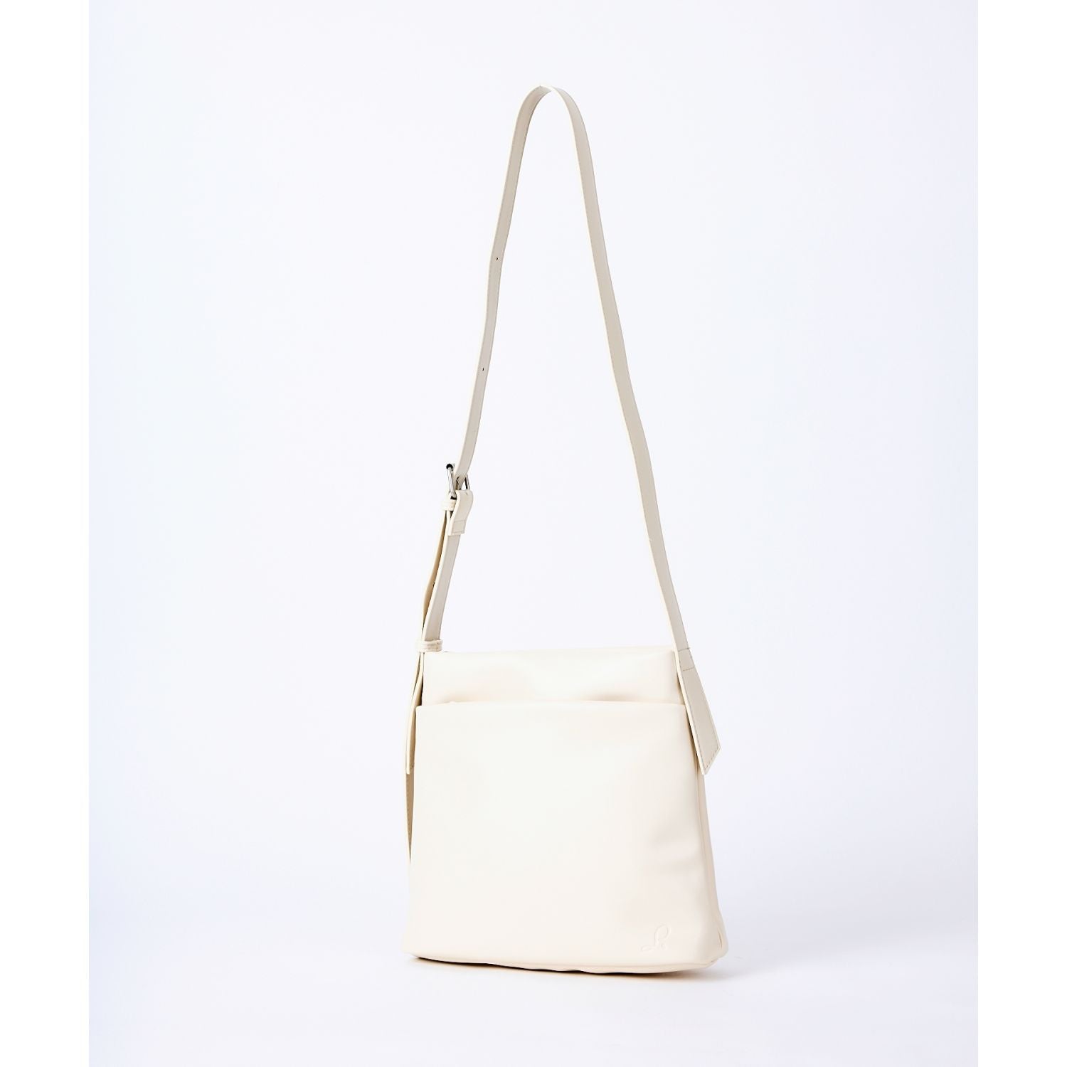 Legato Largo Link Shoulder Bag