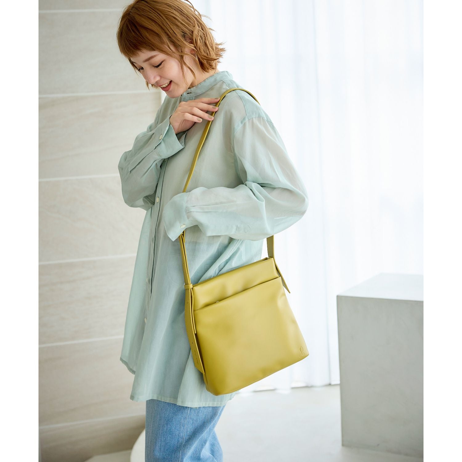 Legato Largo Link Shoulder Bag