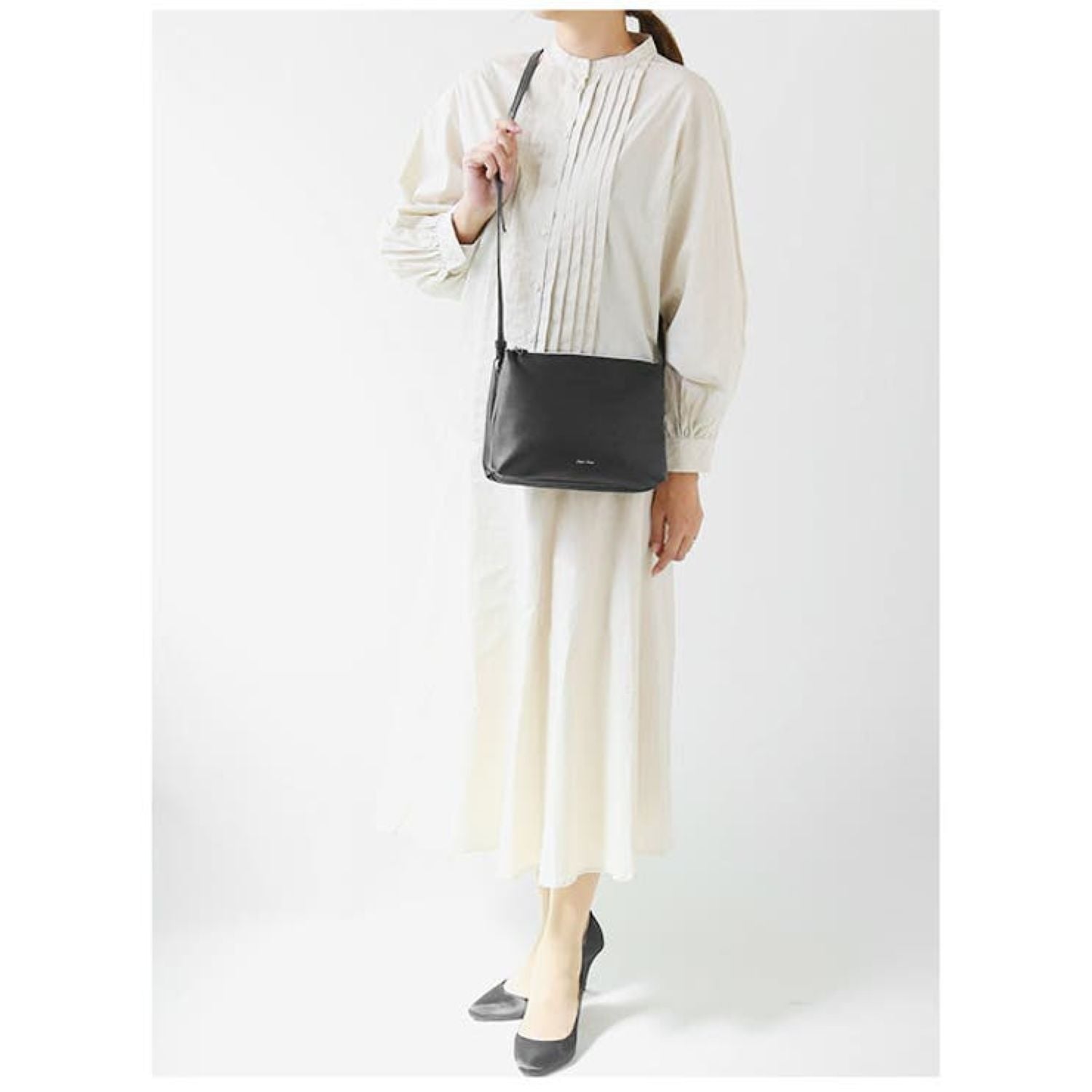 Legato Largo Next Shoulder Bag